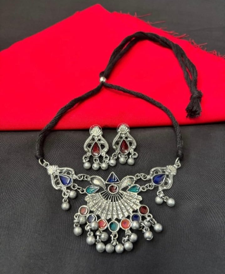 Brass Flexible Short Necklace