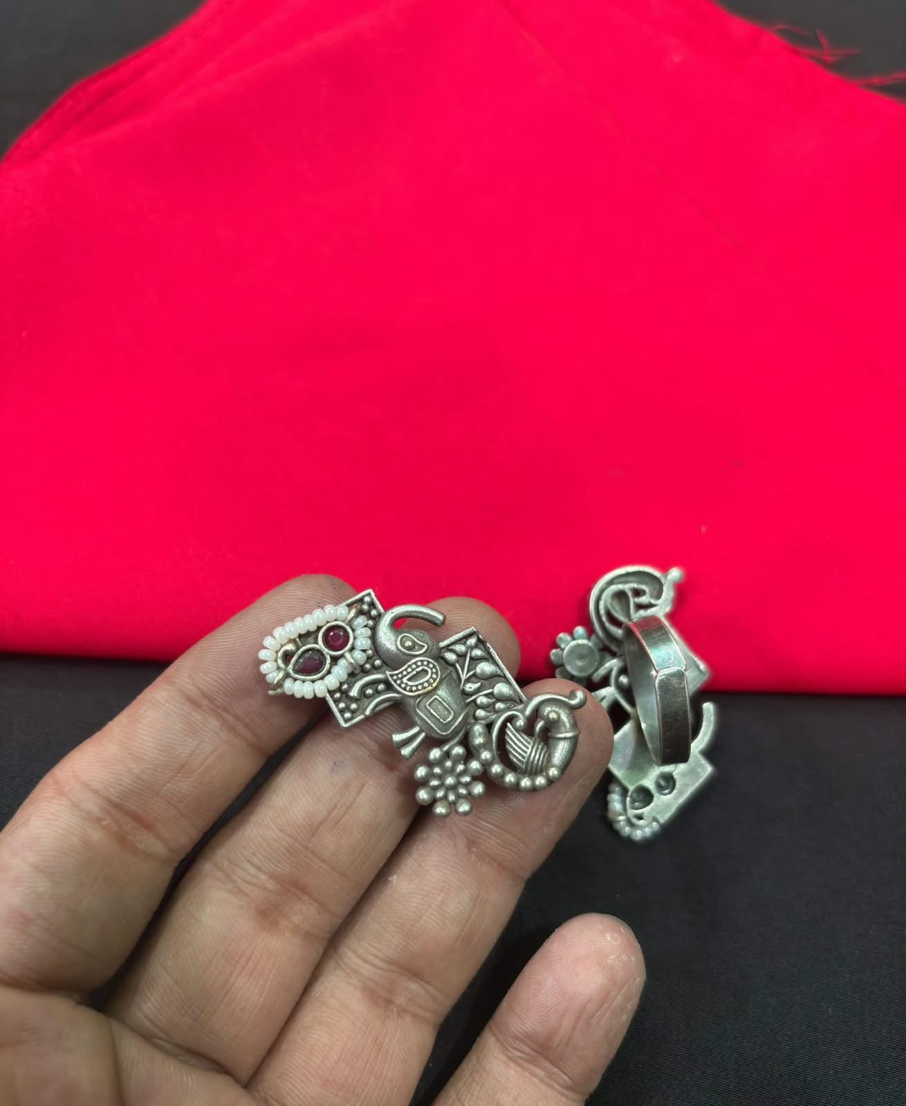 Elegant Oxidised Elephant Ring